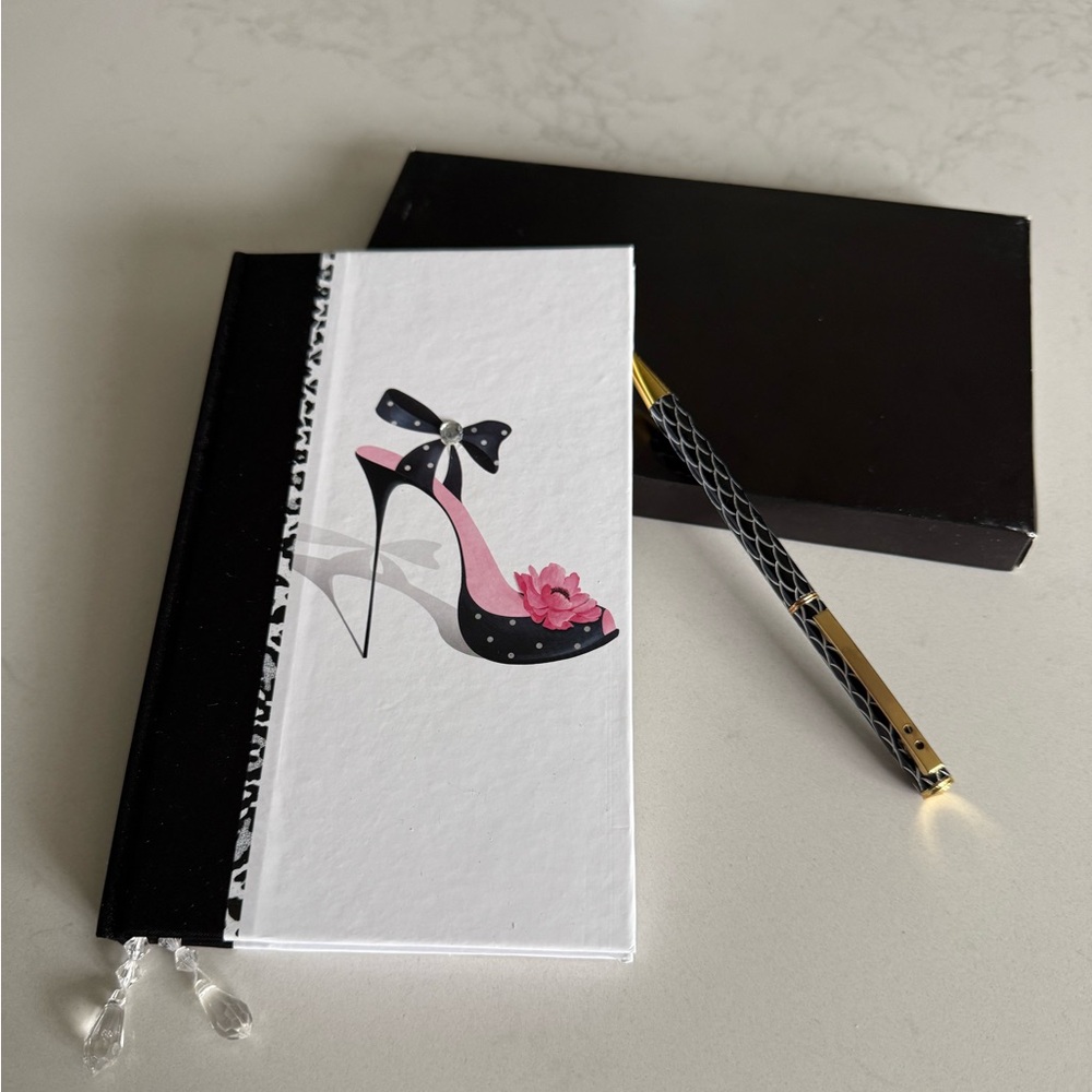 Go Retro: Little Black Book w/designer Pen